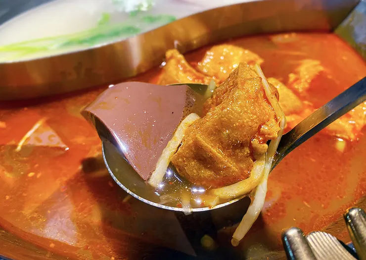 內湖火鍋推薦│柳記螺螄粉火鍋，訂位即送海鮮，當月壽星滿額霸氣贈送海鮮塔