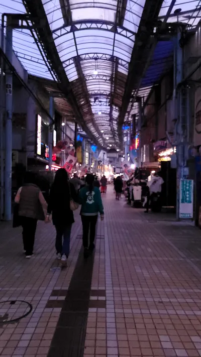 走在牧志國際通