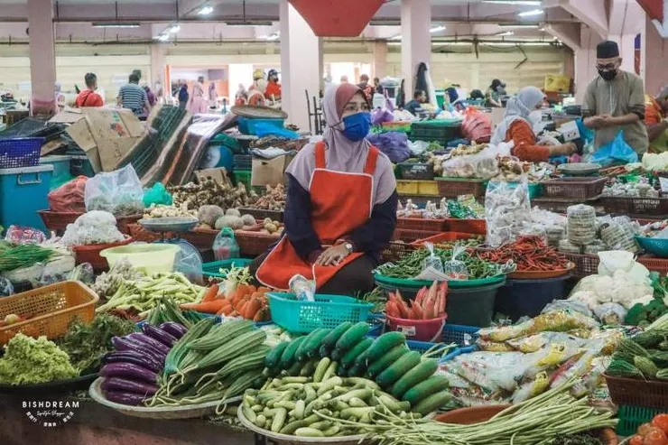 馬來西亞旅遊｜東海岸最具特色的大巴剎Pasar Siti Khadijah • BISHDREAM