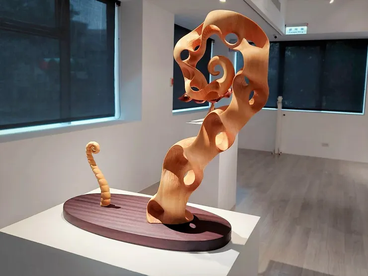 圖:藝術家-游宗穆的作品「蕨」