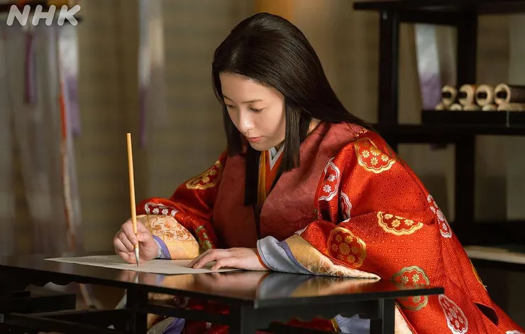 認真工作的真尋