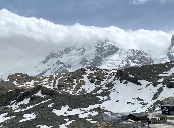 看不到馬特洪峰了，QQ