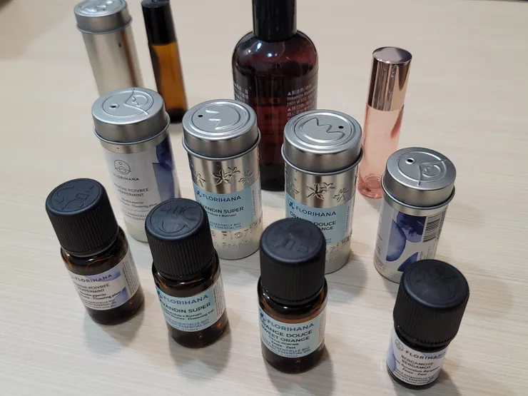 精油配方調配中～調配的過程總是充滿芬芳，令人感到開心！