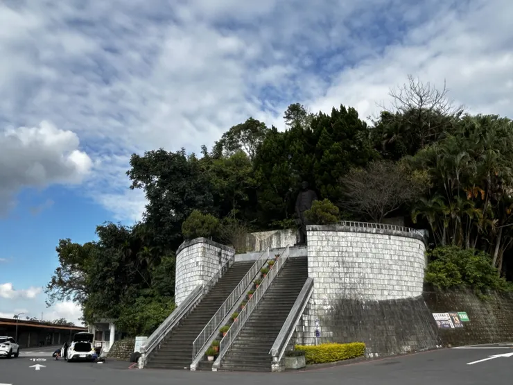 石門水庫蔣公雕像