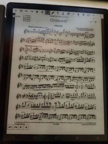 打開譜就是譜…，尺寸跟A4一樣大了