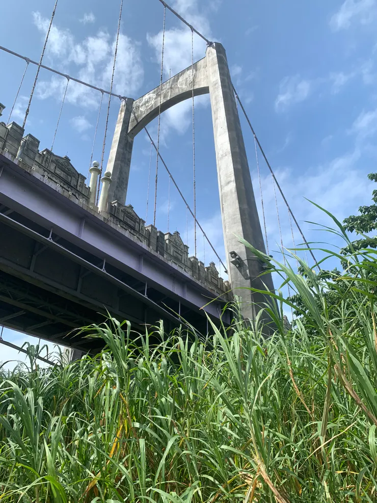 有巴洛克風格的大溪橋。