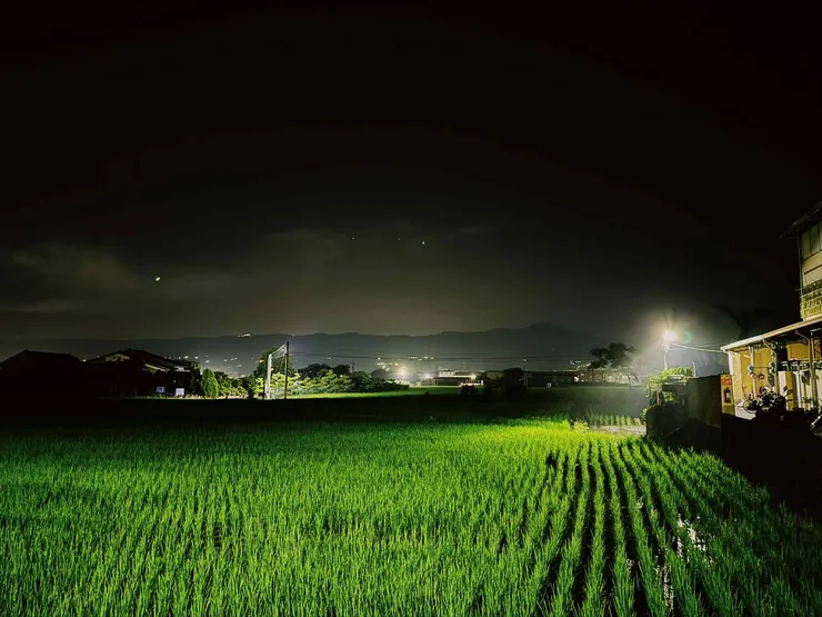 晚上有風的社頭。/影像提供:潘客印