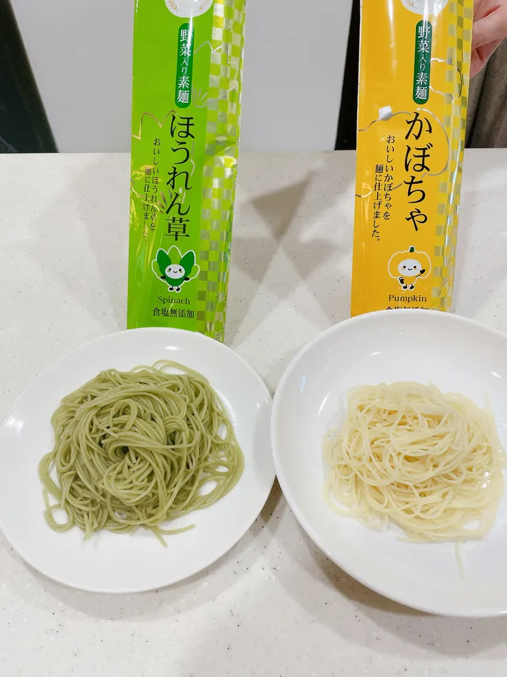 日本東銀來麵-南瓜&菠菜無食鹽蔬菜細，麵體僅0.1cm寬度，極細麵體設計。