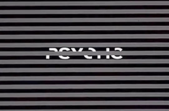 《驚魂記》片頭劇照／IMDb