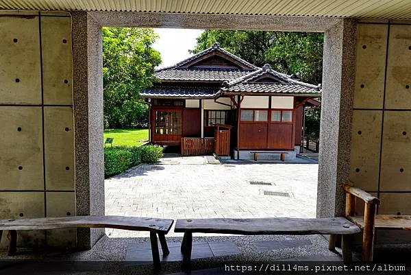 （某個角度看去）