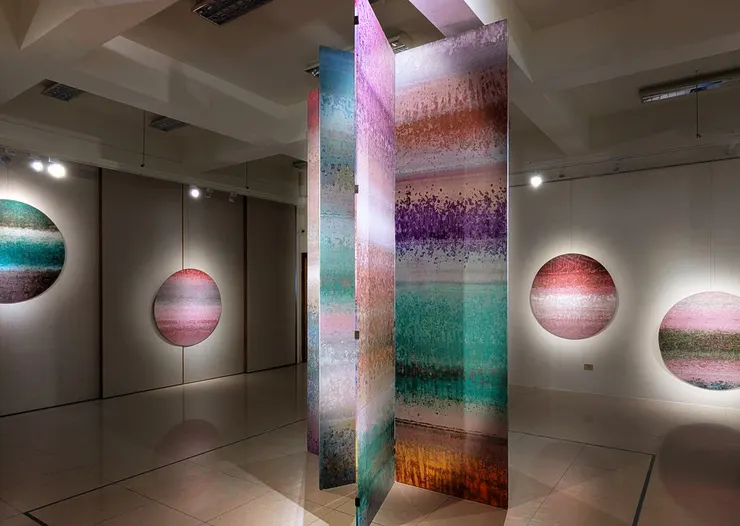 西元2025/04/11  虹神木、空間與時間的對話。