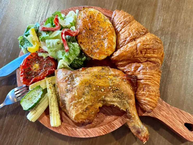 愛的綺雞（圖源：Coffee Day 粉專）