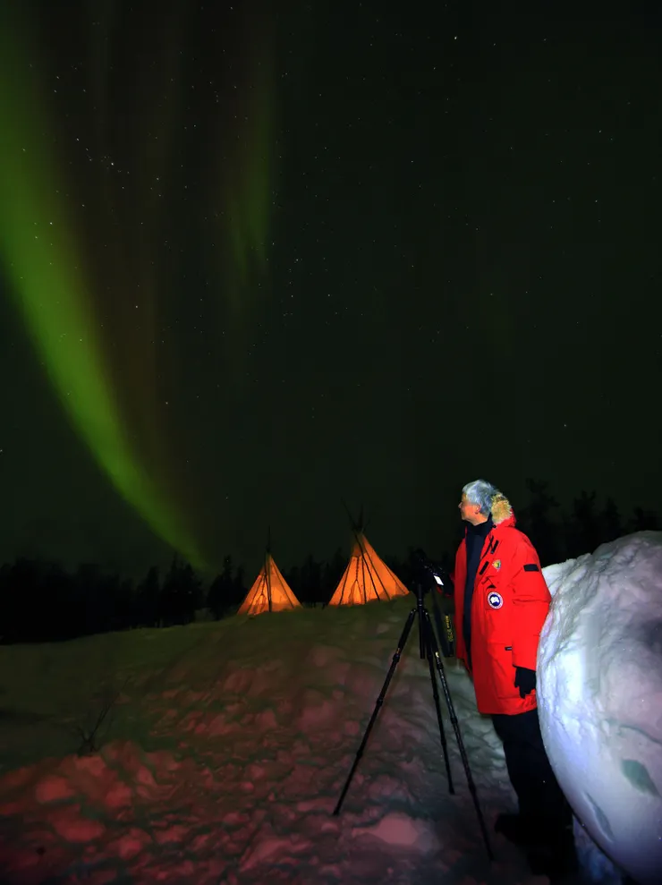午夜全副裝備拍極光