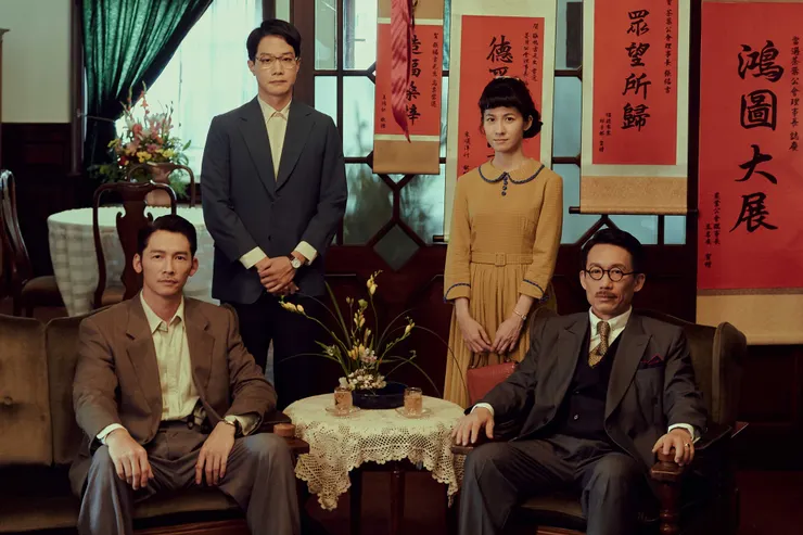 《茶金》主要演員合影