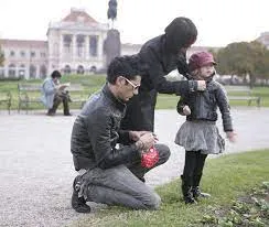 Maksim Mrvica 和他的女兒 Leeloo Mrvica