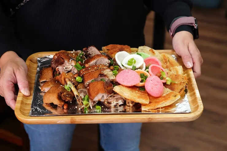 台南東區美食誰最辣?個人海陸四川麻辣鍋席捲台南美食│仙香成都