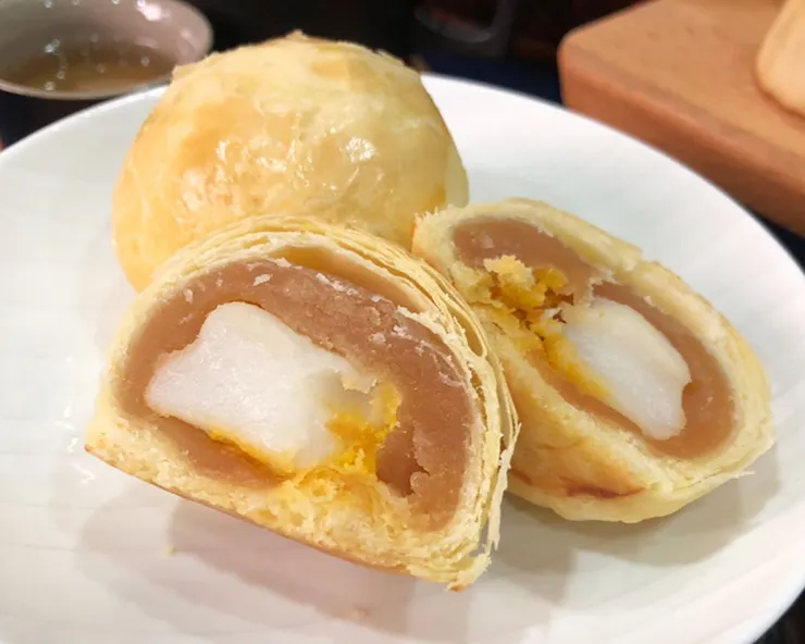 《寶泉花采餅》