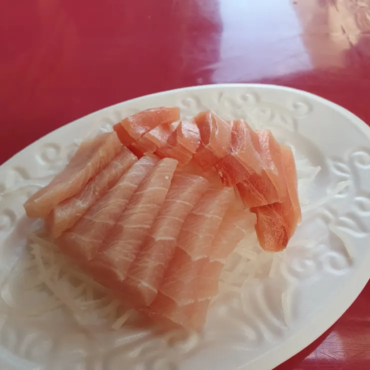 丸昌漁行｜油旗魚(前)、芭蕉旗魚(後)｜$150