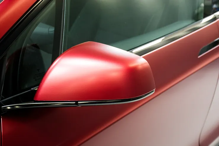 台南奧圖菲汽車包膜推薦|高評價實力店!車體貼膜手路細膩|犀牛