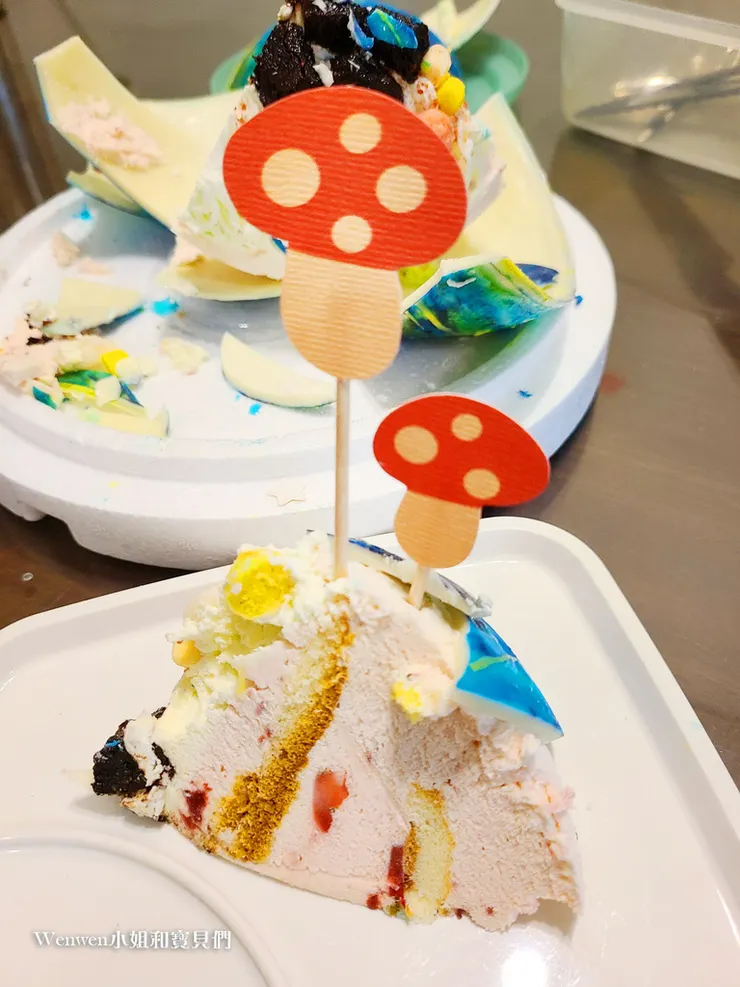 精靈寶可夢生日蛋糕 敲敲蛋糕 這不是翻糖因翻糖不好吃 dessert365 (26).jpg
