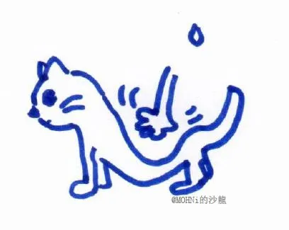 萌萌像水一樣，一摸就凹下去。