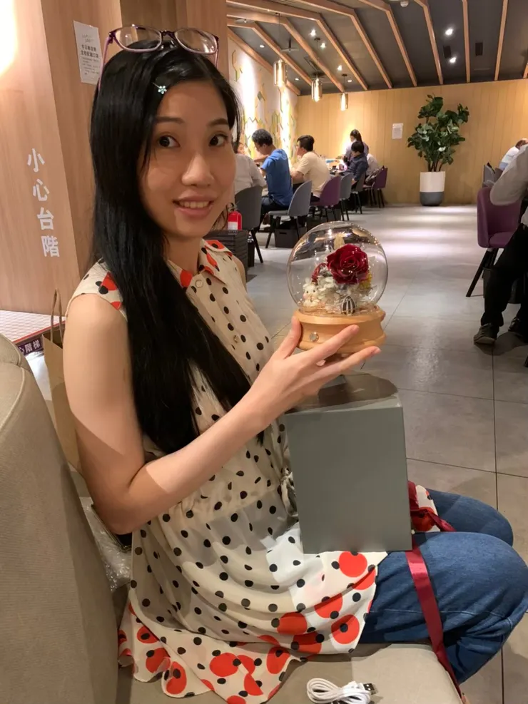 2021年舊照片。一盞客製小夜燈，熟悉的倉鼠又來了。