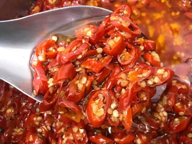 這辣椒有別於其他店家的紅辣油