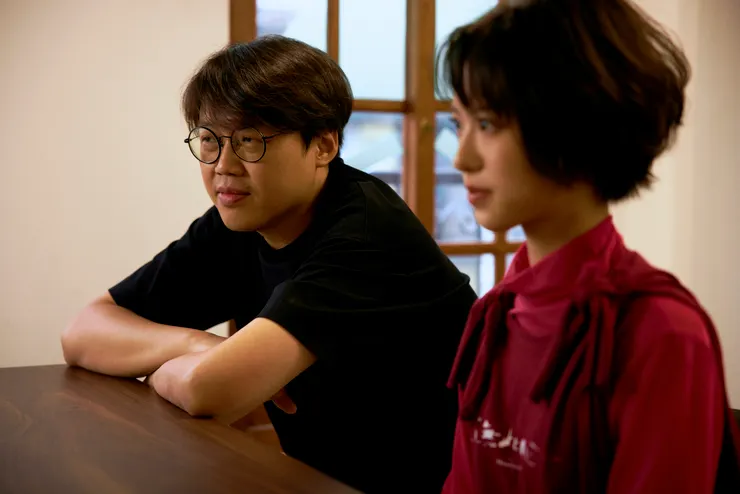 項婕如(右)身上的純真，讓曾英庭印象深刻。