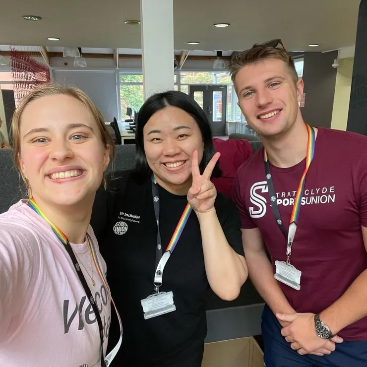 新生周在宿舍區歡迎新進學生。