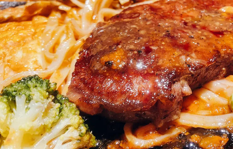 新莊孫東寶(新莊復興店)│新口味麻辣牛排-內用享用無限自助吧