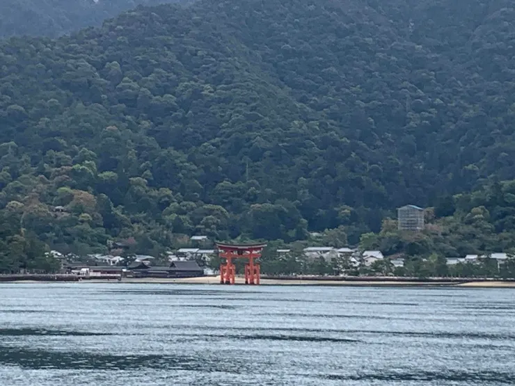 海上-嚴島神社的鳥居