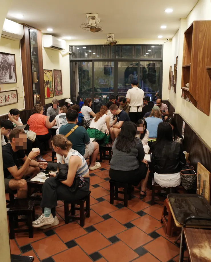 Cafe Giang二樓其中一處座位區