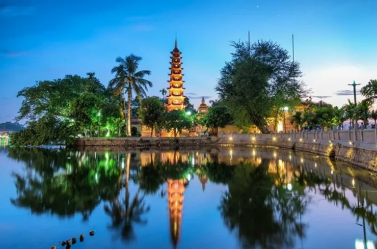 鎮國寺一景