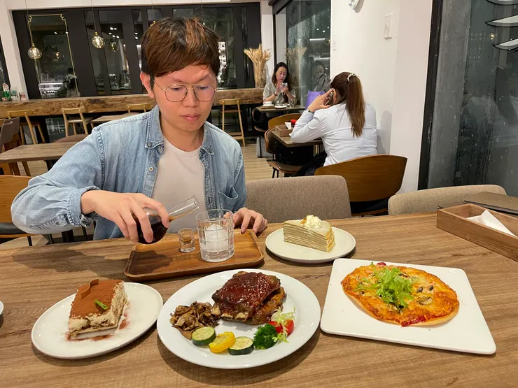 無論鹹食、蛋糕、咖啡，都相當美味。