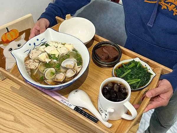 *(西屯美食)瘋拌麵~五大堅持麵食好吃又安心!椒麻牛肉麵超好