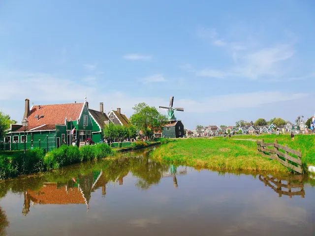 荷蘭阿姆斯特丹近郊必去景點桑斯安斯風車村 Zaanse Schans