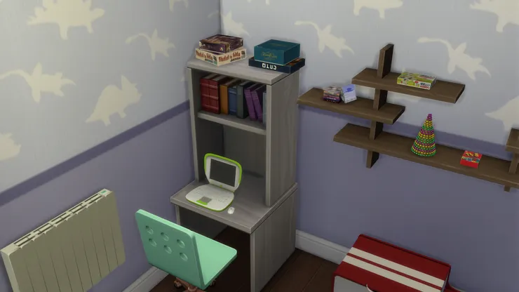 跟姐姐的房間一樣,門這邊放了書桌。