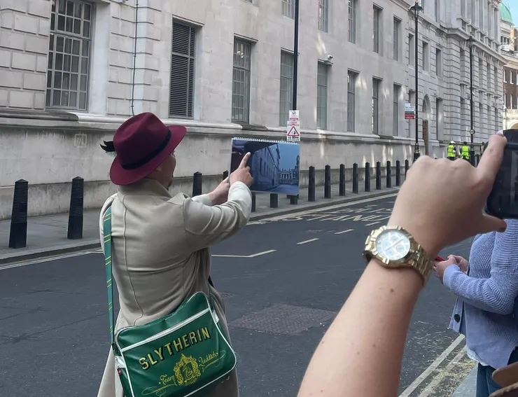 來自Slytherin的導遊Simon