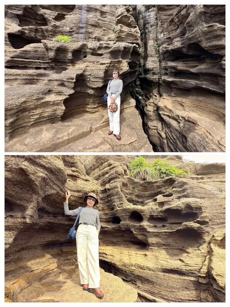 土黃色砂岩層受到海浪侵蝕， 形成很多平行線條溝槽。