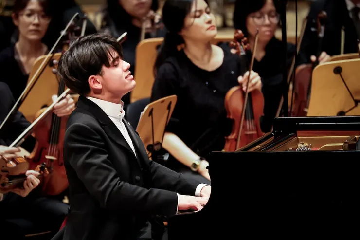 圖說:喬治·哈里奧諾在演奏中展現了極大的流暢性和抒情性。(圖/Chansontpe香頌室內樂團)