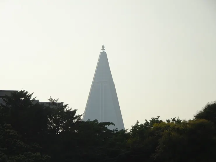 即將開業的柳京飯店