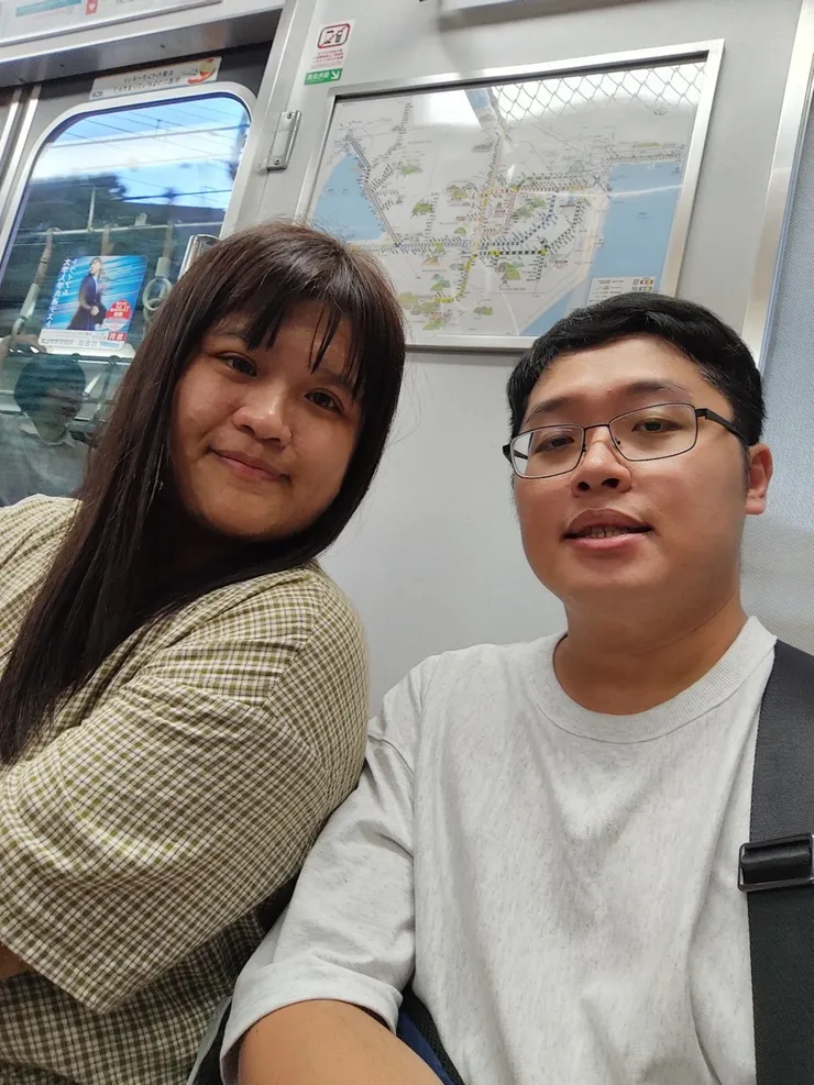 坐電車回難波~疲憊的我們😴