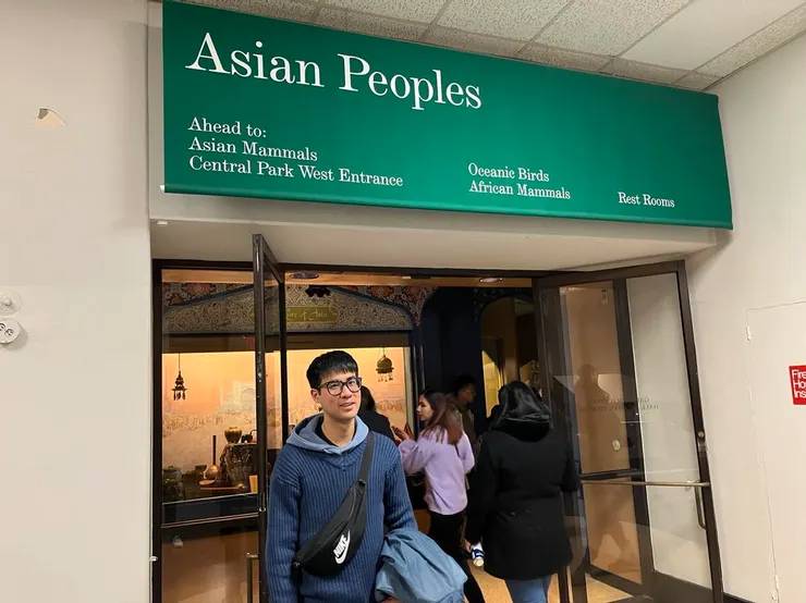 超級無敵尷尬的 me