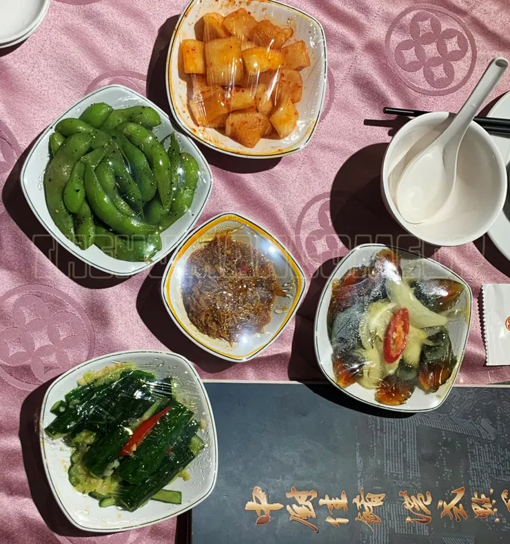 吉星港式飲茶 小菜，一份$50