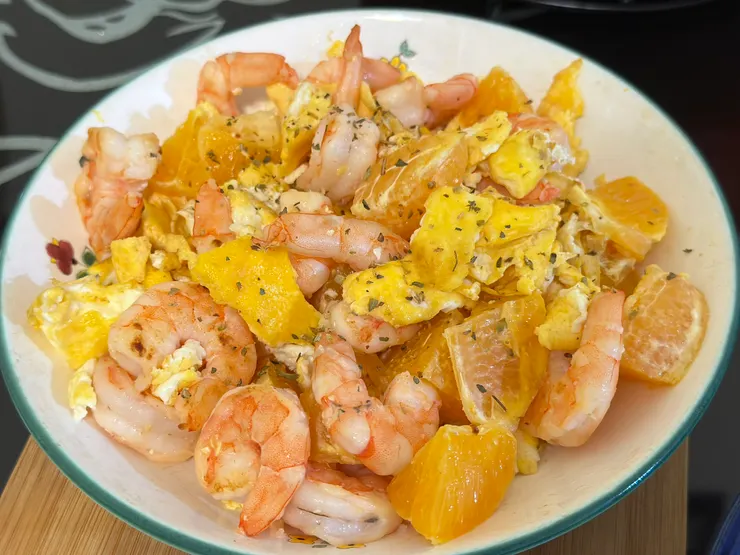 上頭我有灑一些義大利香料，增加配色