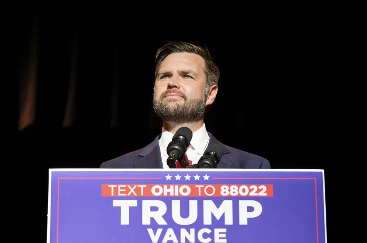 萬斯對中國態度強硬，原因是「中國偷走了美國的製造業」。圖片來源：GOP/X