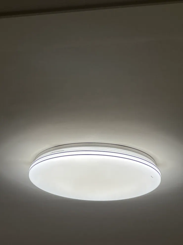 其實,亮的不得了