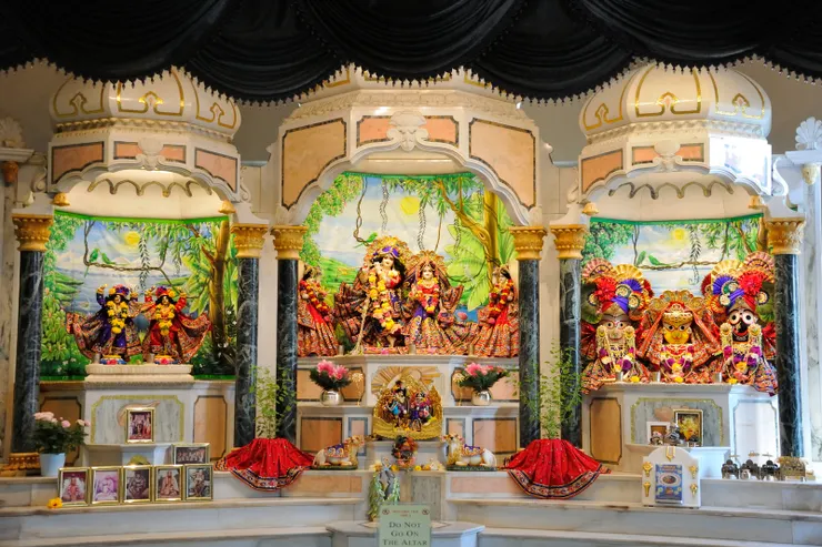 【面貌又煥然一新的神像】