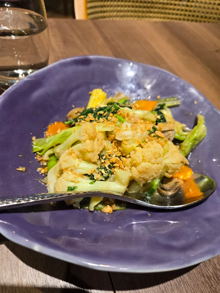 讓我想到印尼的雜菜所以我點這個