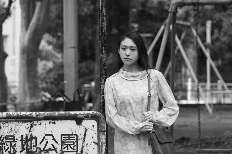 《星與月是天上的洞》